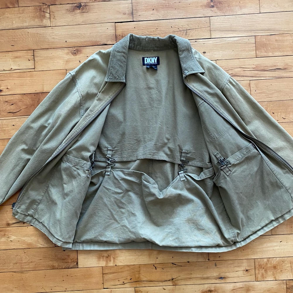 Vintage DKNY Tan Chore Jacket - Size Large - Picture 2 of 8